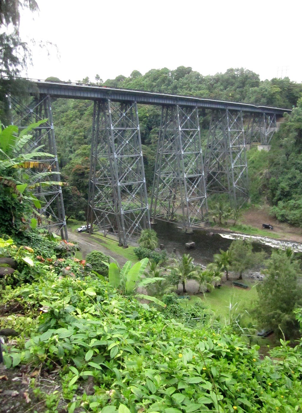 bridgeatkolekole.jpg