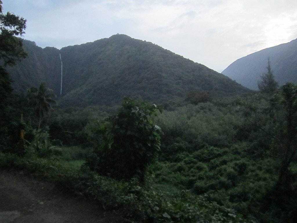 hiilawefalls.jpg